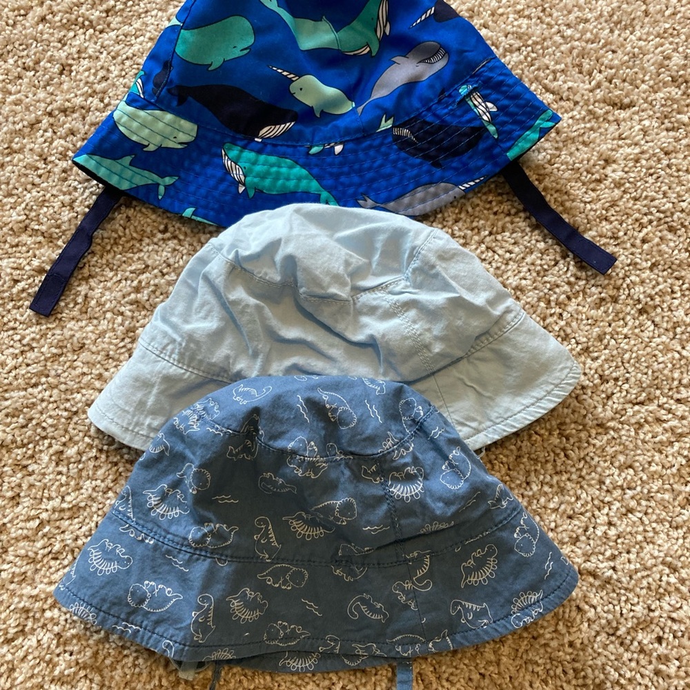 Lot of 3 - baby summer hats. 6-12 months.